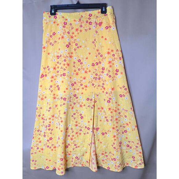 BCBGeneration Fit and Flare Elastic Waistband Midi Skirt Yellow Floral M NWT - Picture 7 of 13
